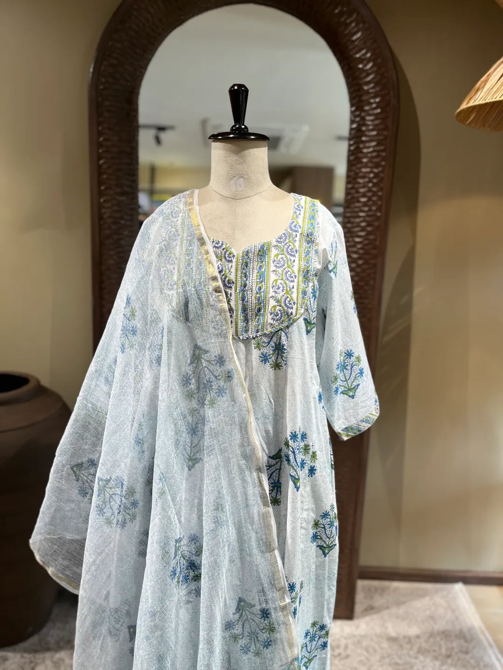 ANARKALI KURTI SET
