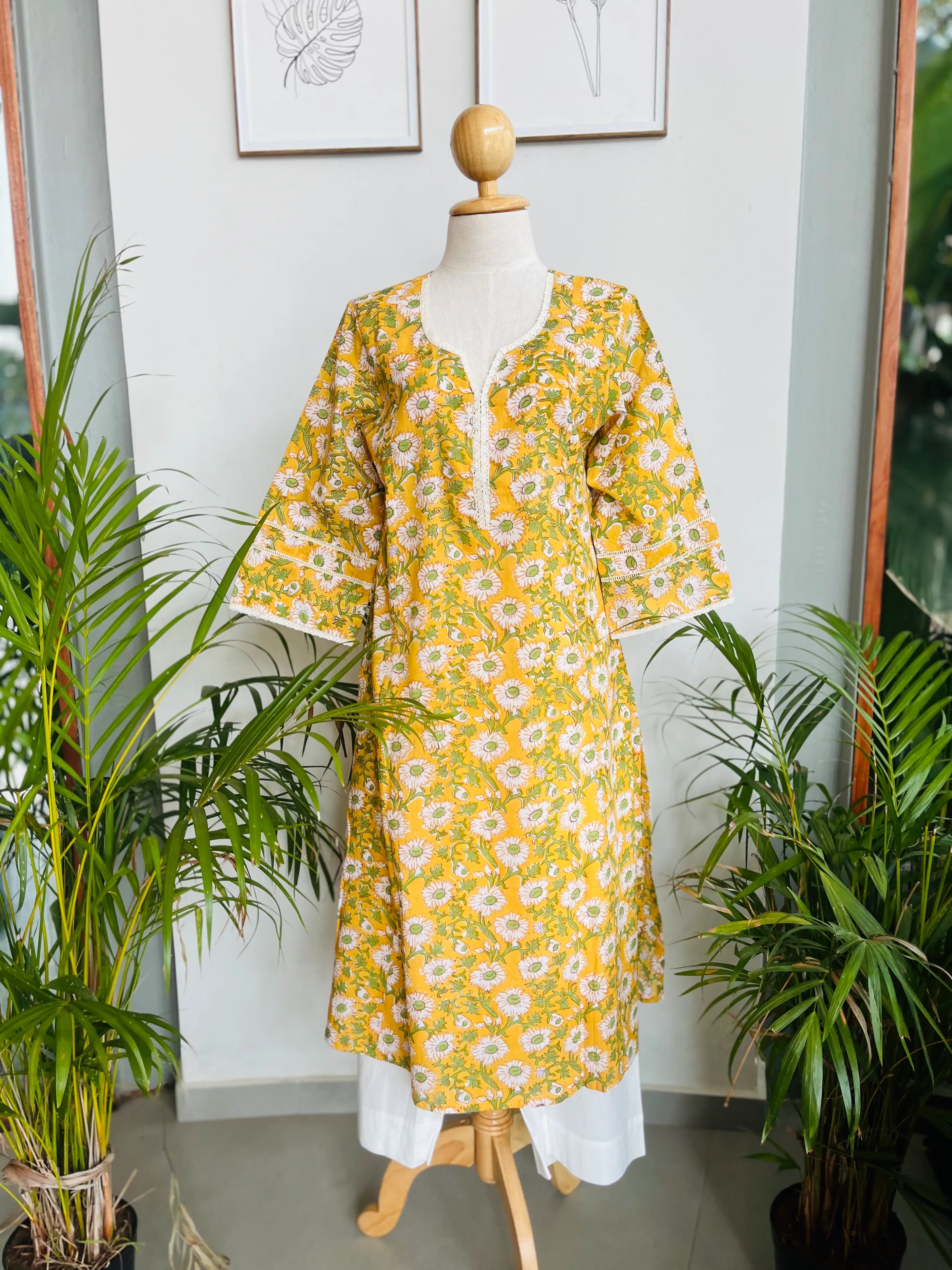 AZEERA LAWN KURTI SET