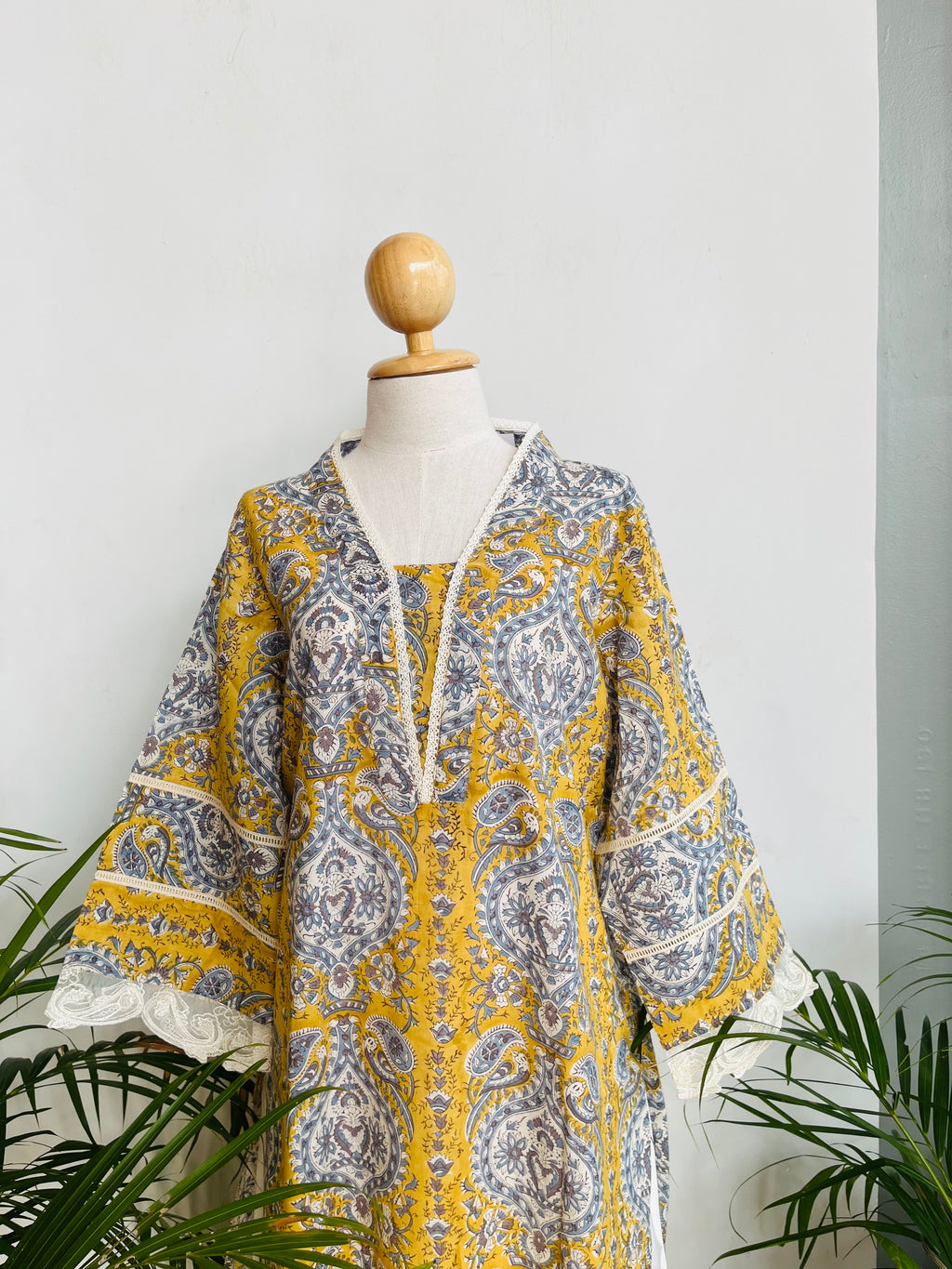 AMERA KURTI SET