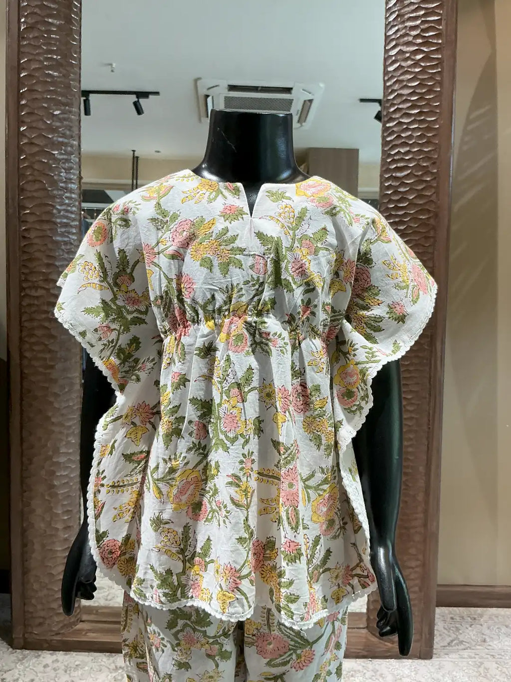 LITTLE NOOR KAFTAN
