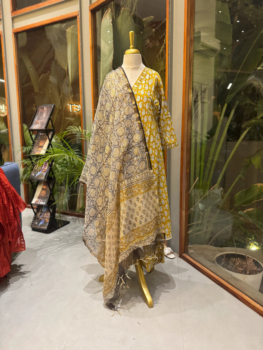 NIRA ANARKALI SET Tulen