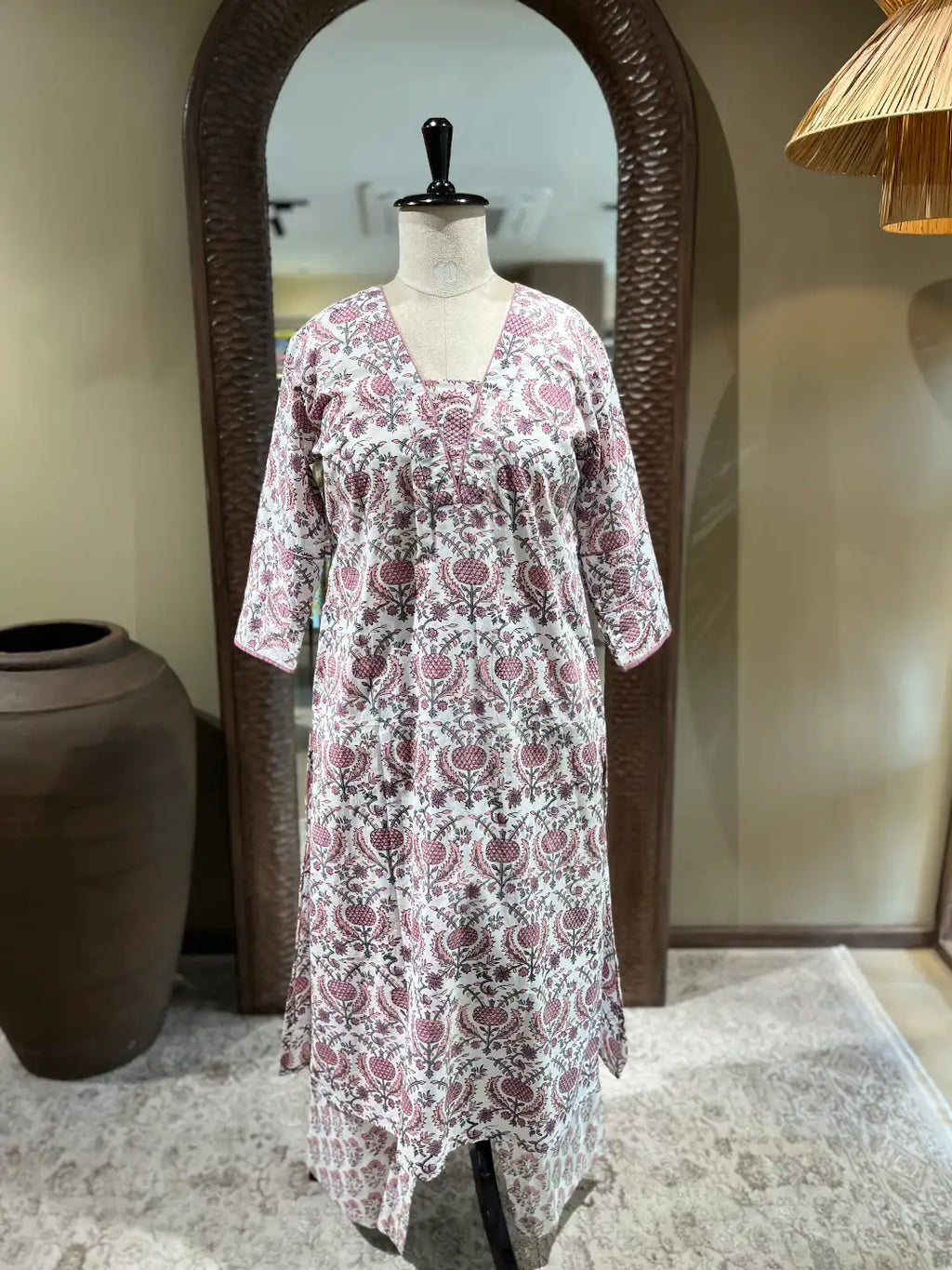 LAYANA KURTI SET